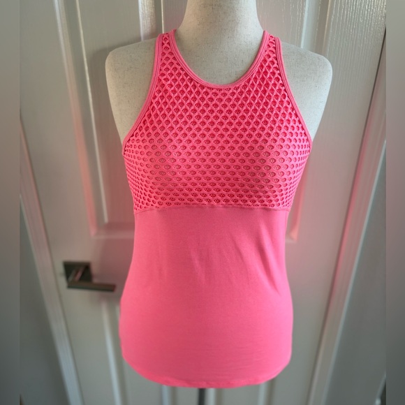 Lorna Jane Peach/Pink Mesh workout top-size 8/10 - Picture 1 of 4